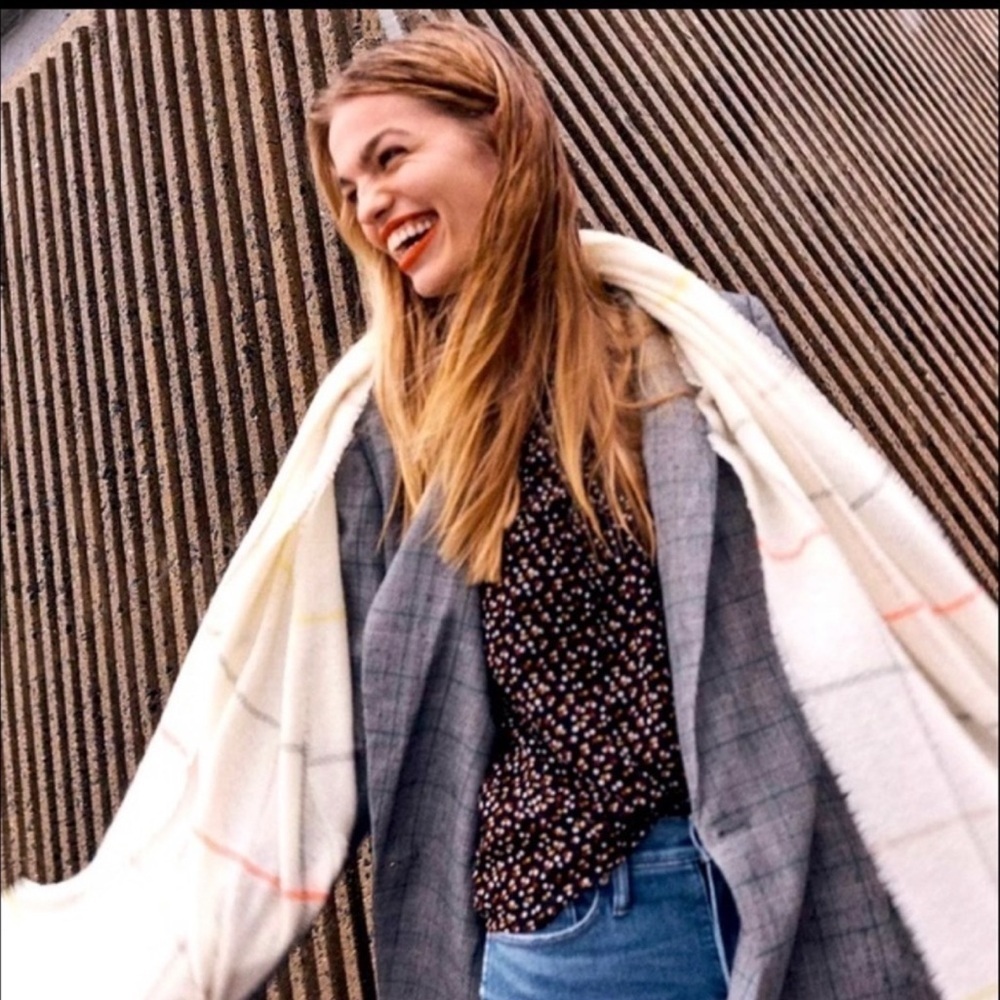 Madewell Gauzy Plaid Scarf New with tags 🧣 - Picture 2 of 9